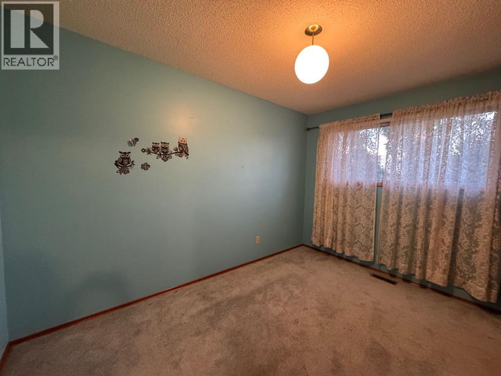 11221 102 Avenue - Image 20