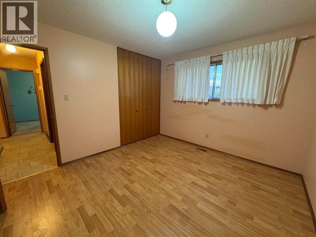11221 102 Avenue - Image 23