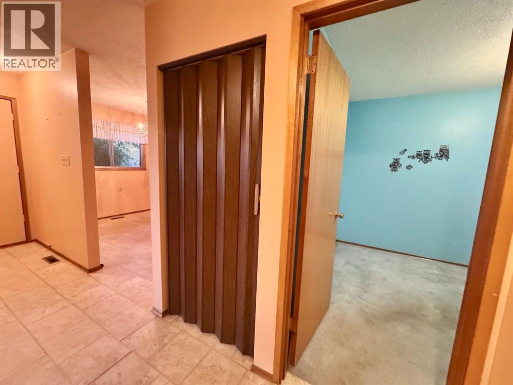 11221 102 Avenue - Image 26