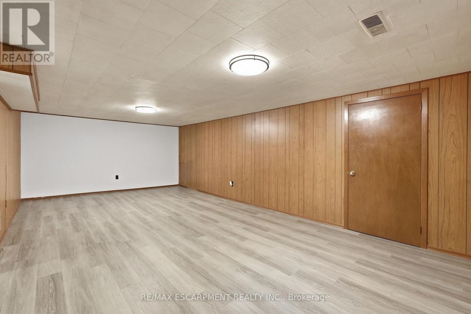 7566 NETHERWOOD ROAD - 27
