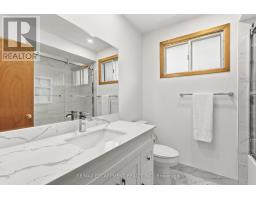 Bedroom 2 - 7566 Netherwood Road, Mississauga, ON L4T2N9 Photo 12