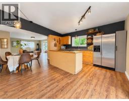 Kitchen - 6008 Grandview Rd, Port Alberni, BC V9Y8W1 Photo 7