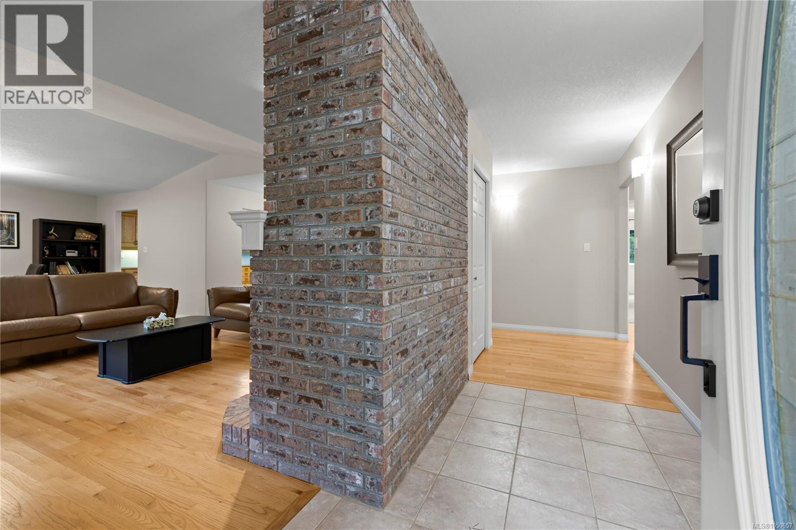 1730 Sangster Cres - Image 16
