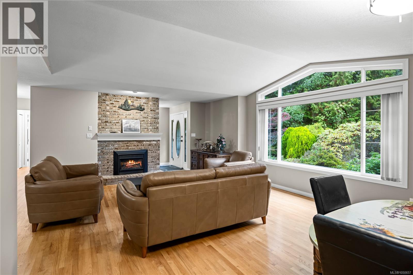1730 Sangster Cres - 18
