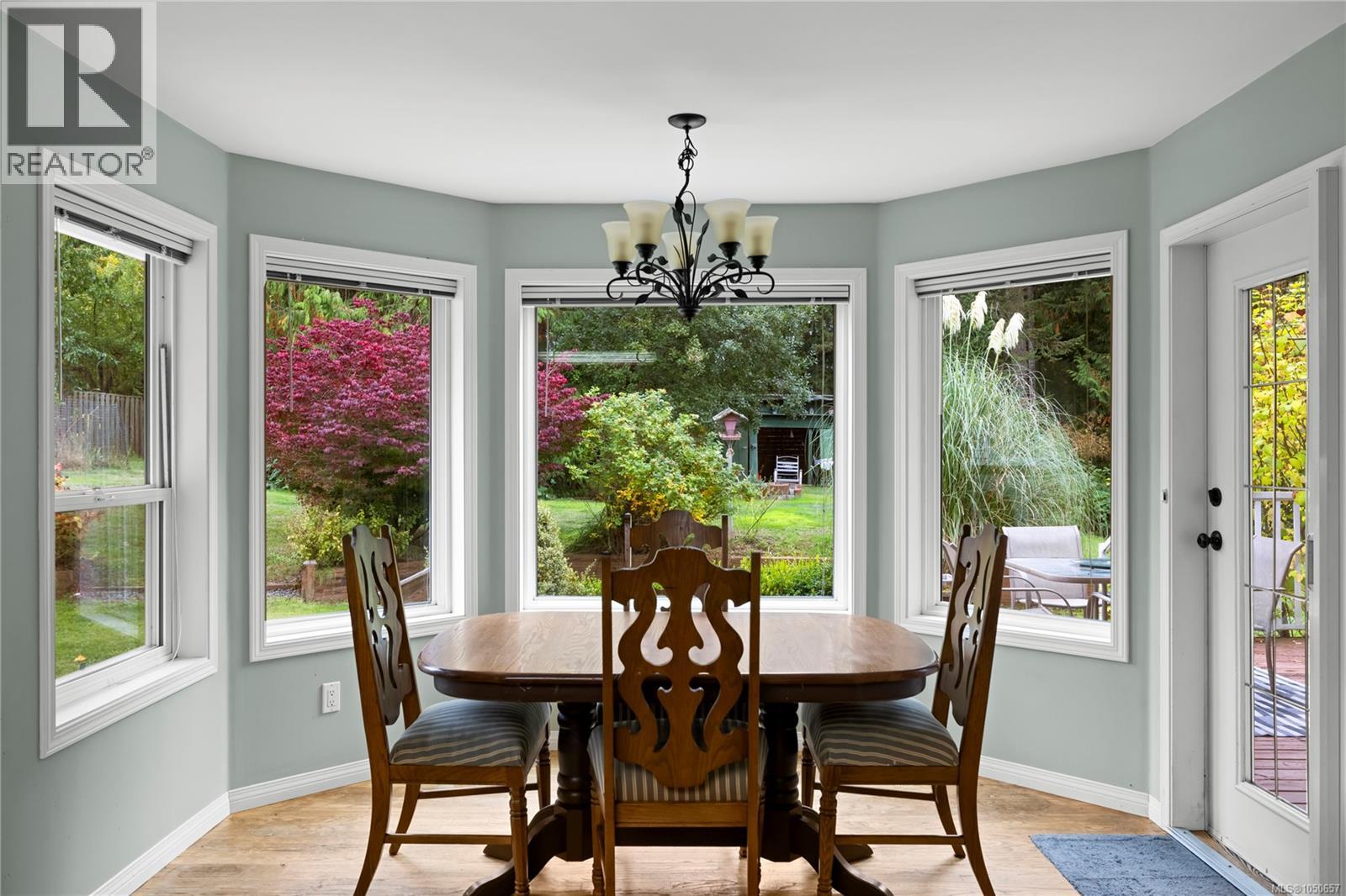 1730 Sangster Cres - Image 4