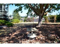 7609 Cunliffe Road, Coldstream, BC V1B1T4 Photo 17