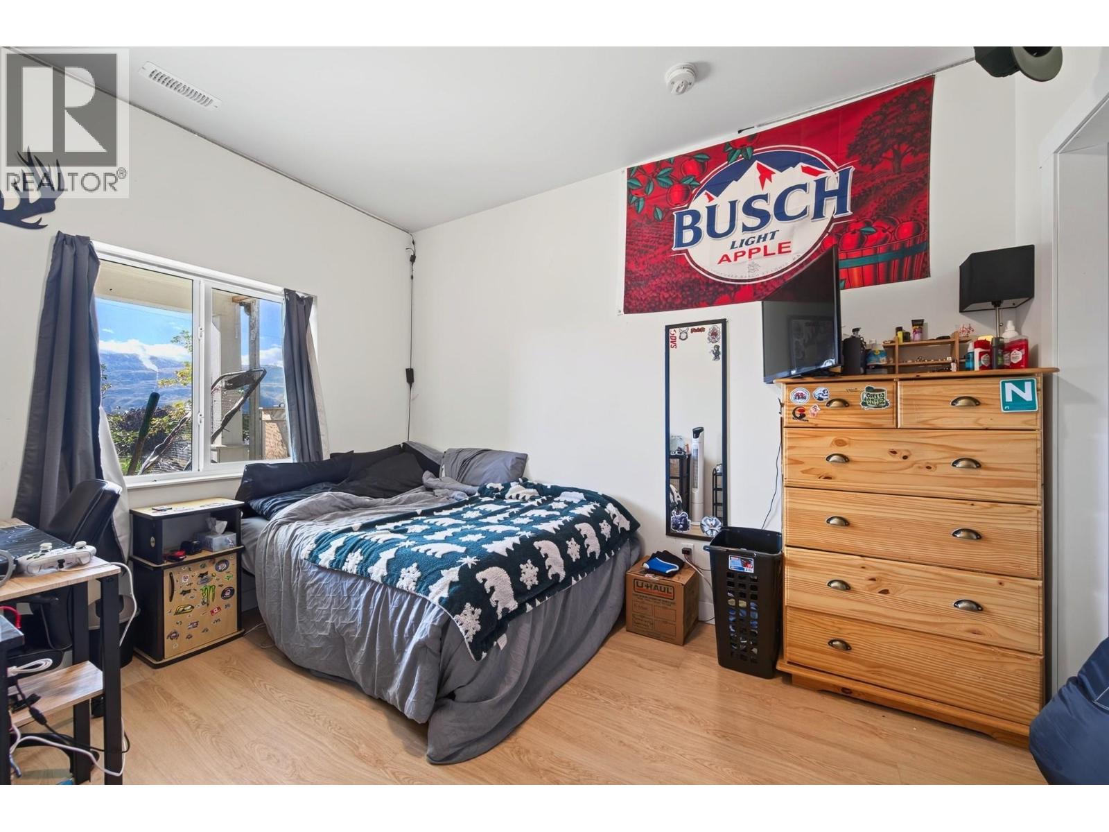 #21 1900 ORD Road - 22