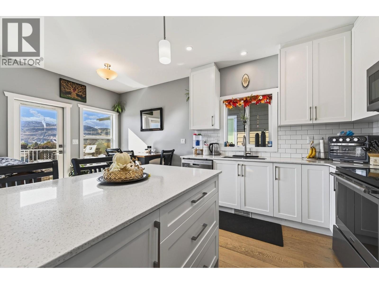#21 1900 ORD Road - 9