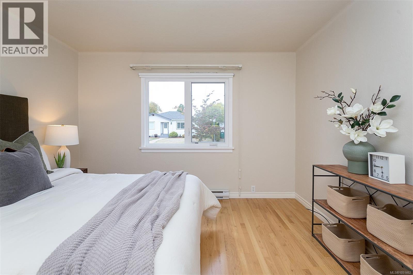 1679 Freeman Ave - 20