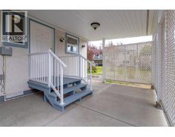 1679 Freeman Ave, Saanich, BC V8P1P5 Photo 26