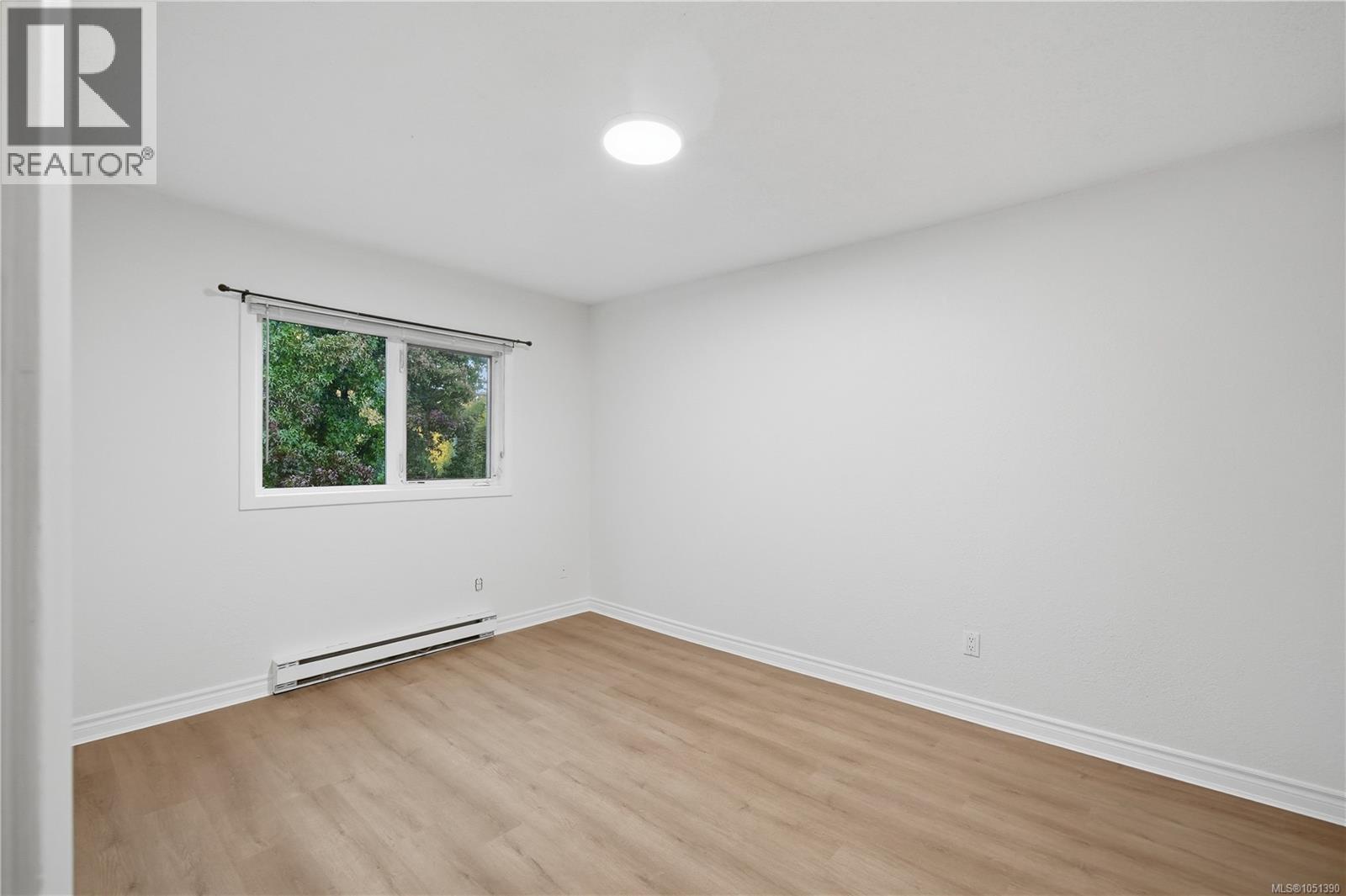 #411 909 Pembroke St - 15