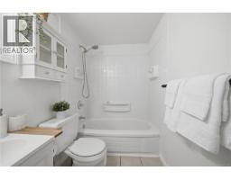 411 909 Pembroke St, Victoria, BC V8T4Z5 Photo 22