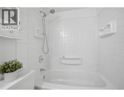 411 909 Pembroke St, Victoria, BC V8T4Z5 Photo 24