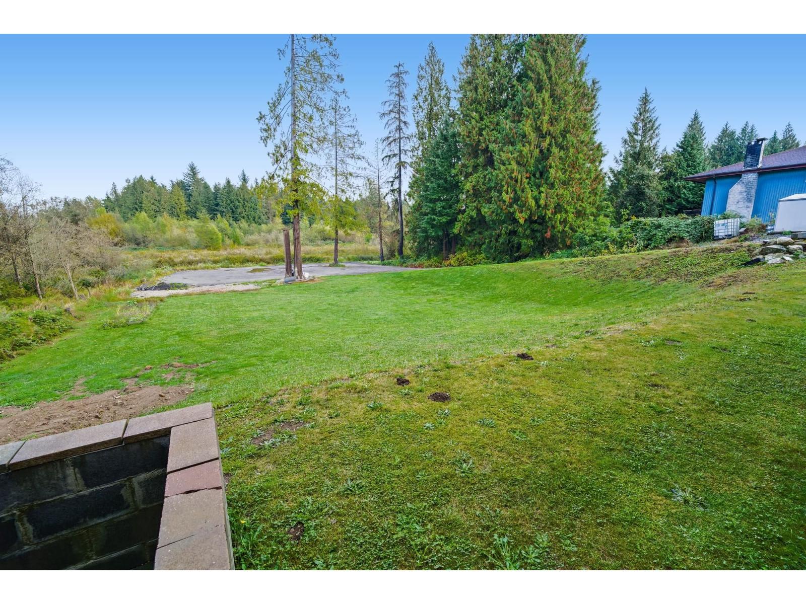 Photo of 8972 DEWDNEY TRUNK ROAD 36