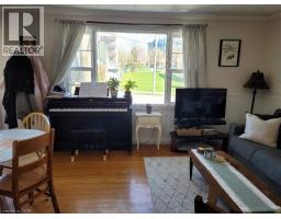 51 Talbot Street, Kitchener, ON N2M2A8 Photo 6