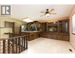 317 Laval Boulevard W - photo 13