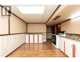 317 Laval Boulevard W - photo 27