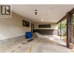 317 Laval Boulevard W - photo 37
