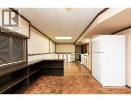 317 Laval Boulevard W - photo 26