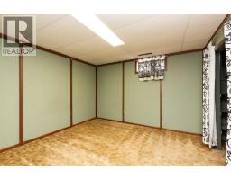 317 Laval Boulevard W - photo 31