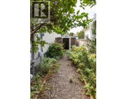 317 Laval Boulevard W - photo 41