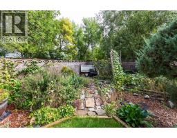 317 Laval Boulevard W - photo 46