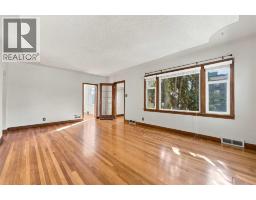 1312 17 Avenue NW - photo 5