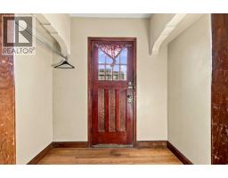 1312 17 Avenue NW - photo 2