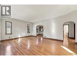 1312 17 Avenue NW - photo 3