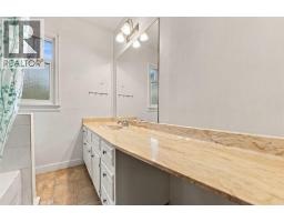 1312 17 Avenue Nw, Calgary, AB T2M0R1 Photo 15
