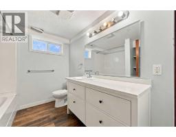 1312 17 Avenue Nw, Calgary, AB T2M0R1 Photo 14