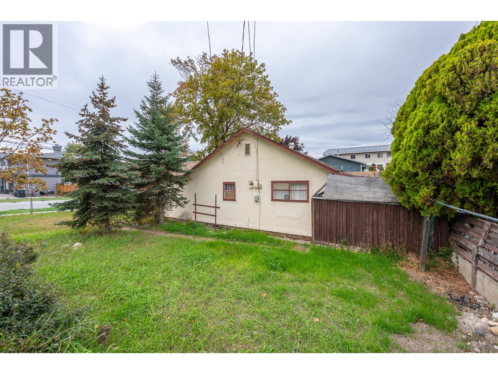 395 Edmonton Avenue - 25