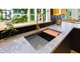 15 60 Dallas Rd, Victoria, BC V8V1A2 Photo 15