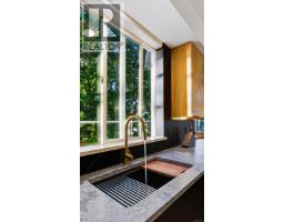 15 60 Dallas Rd, Victoria, BC V8V1A2 Photo 16