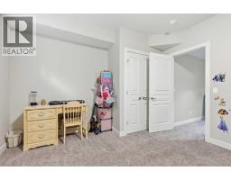 237 Mahogany Parade SE - photo 24