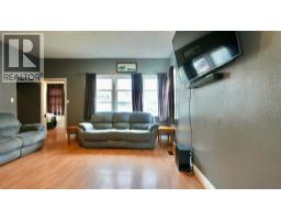 10122 106 Avenue, Peace River, AB T8S1K9 Photo 14