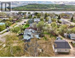 10122 106 Avenue, Peace River, AB T8S1K9 Photo 6