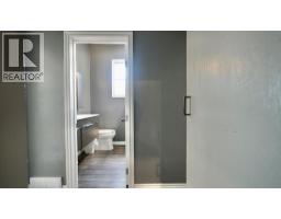 10122 106 Avenue, Peace River, AB T8S1K9 Photo 40