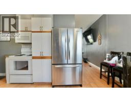 10122 106 Avenue, Peace River, AB T8S1K9 Photo 16