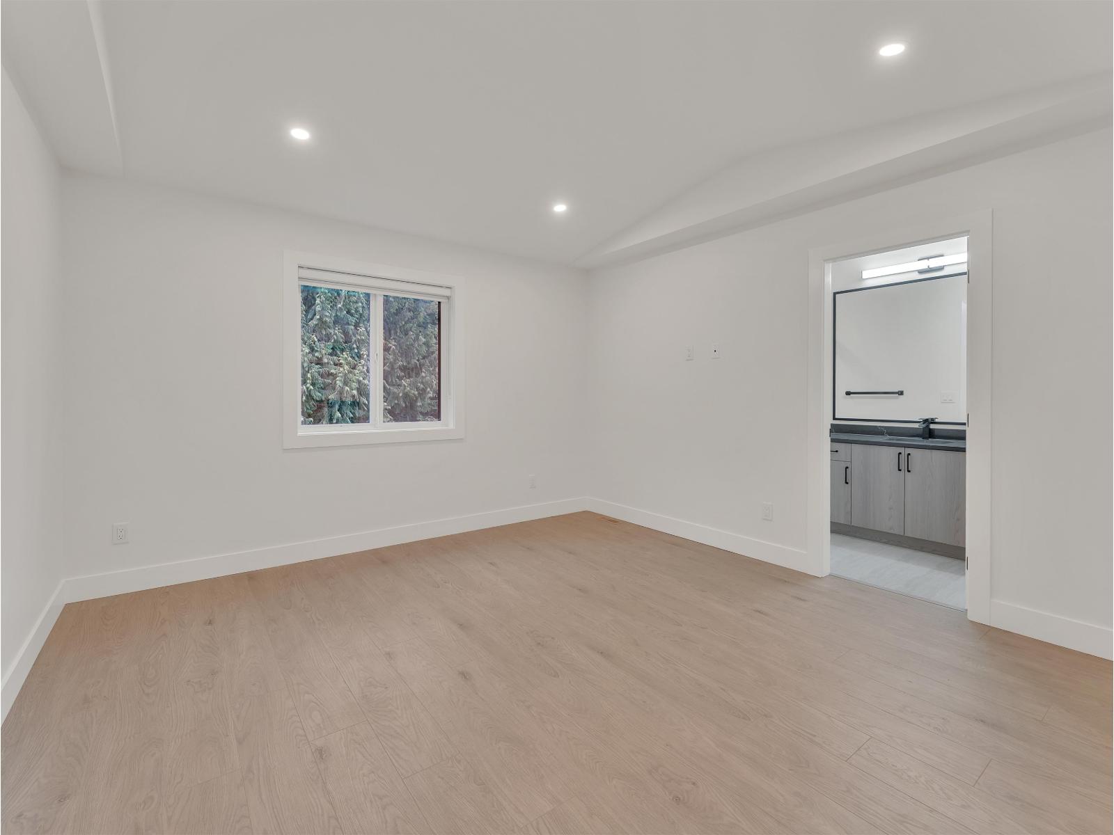 Photo of 8447 FOREST GATE DRIVE, Eastern Hillsides 29