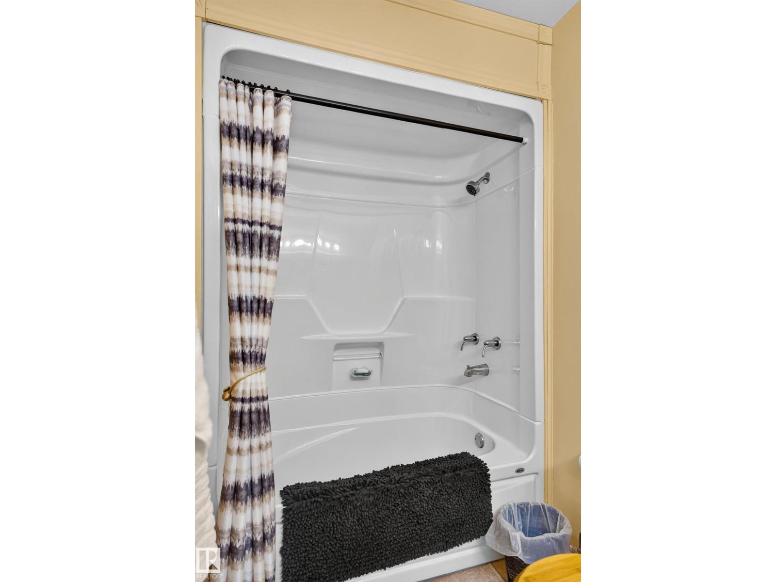 1316 85 ST NW - 34