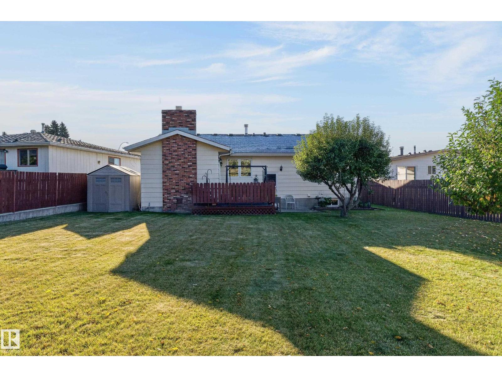 1316 85 ST NW - 52