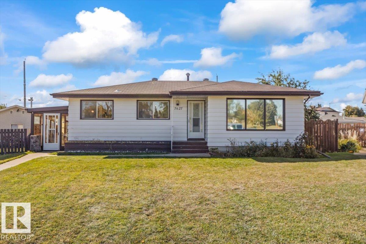 7627 128A AV NW - 47