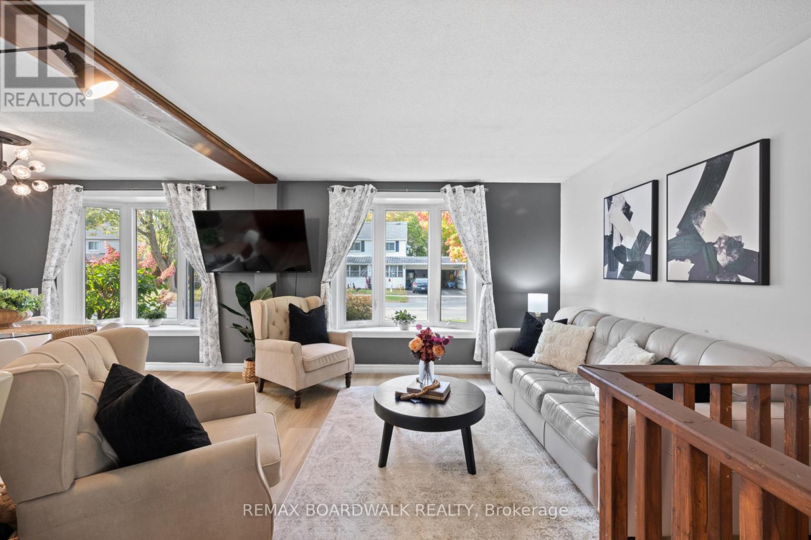 353 CHURCHILL ROAD E - Image 31