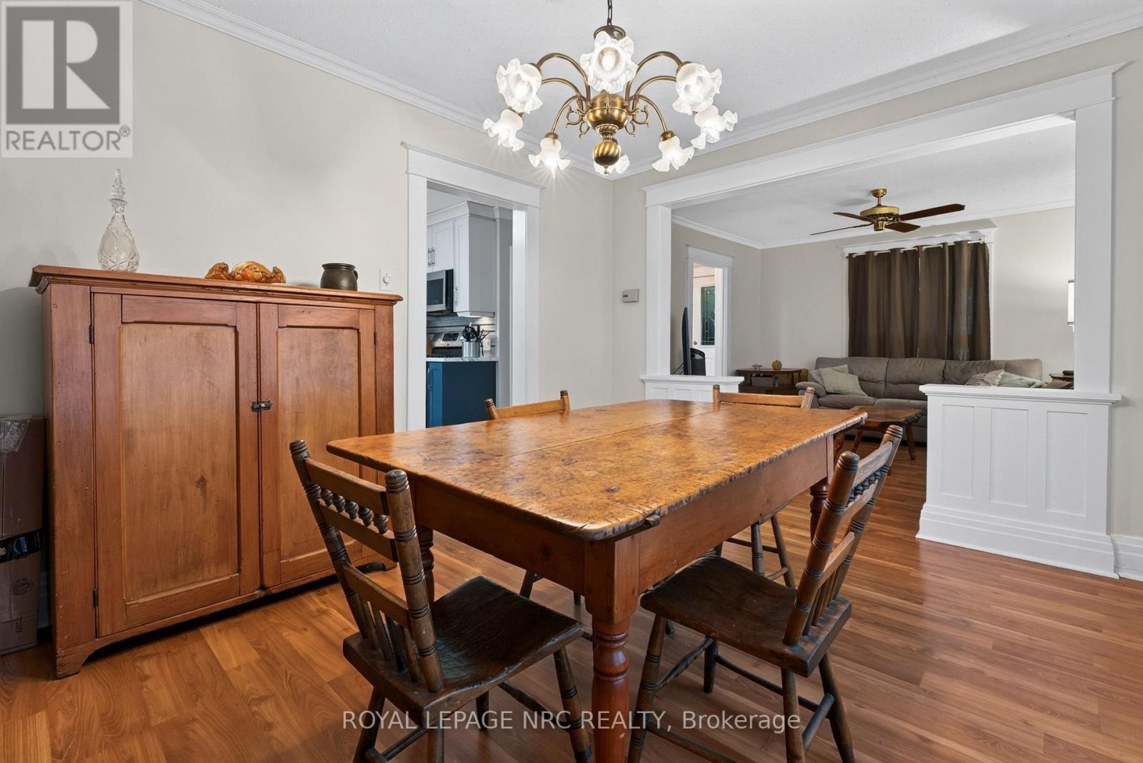 9 MARMORA STREET - 11