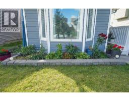 72 Martindale Close NE - photo 4