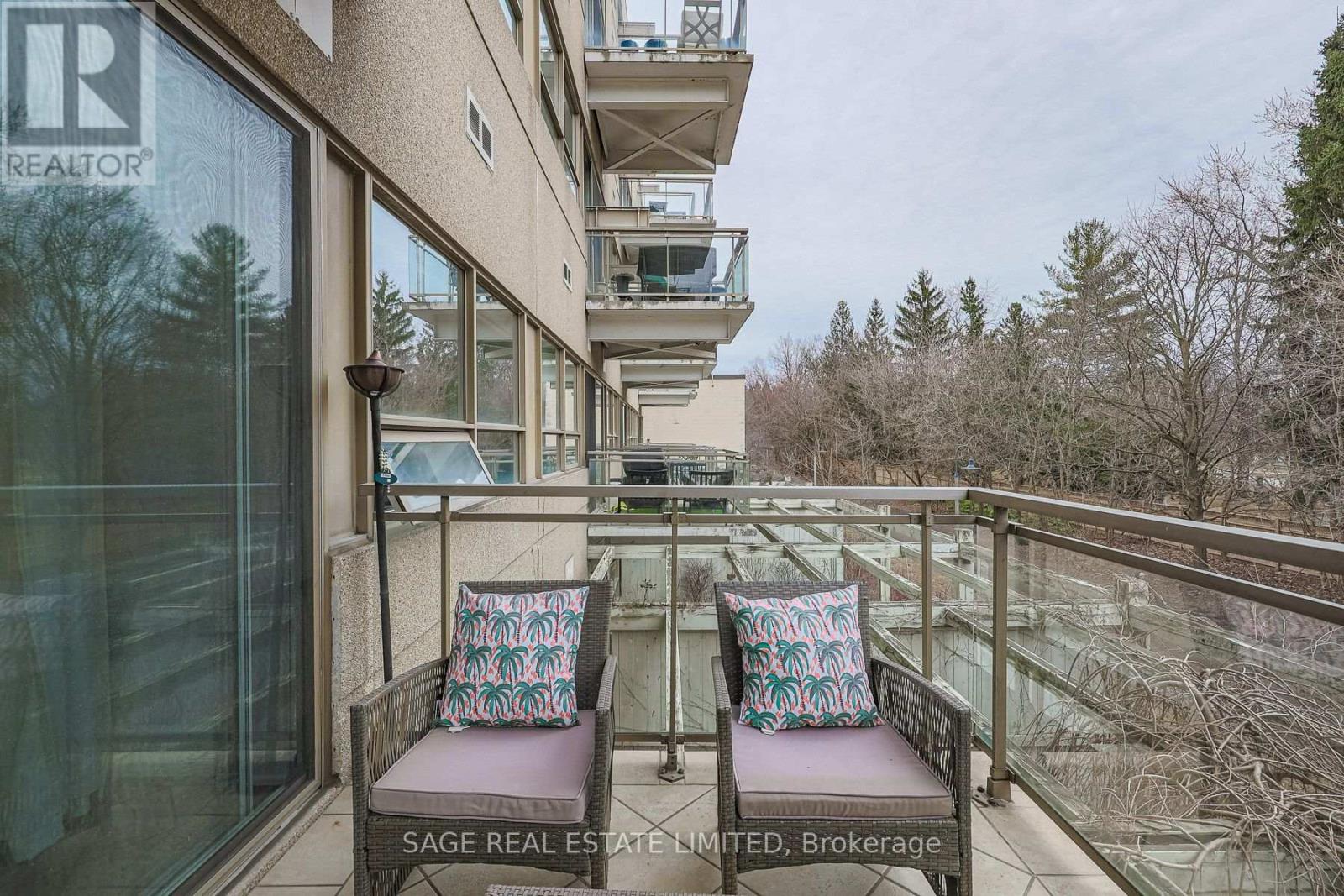 111 Merton Street South — photo 41