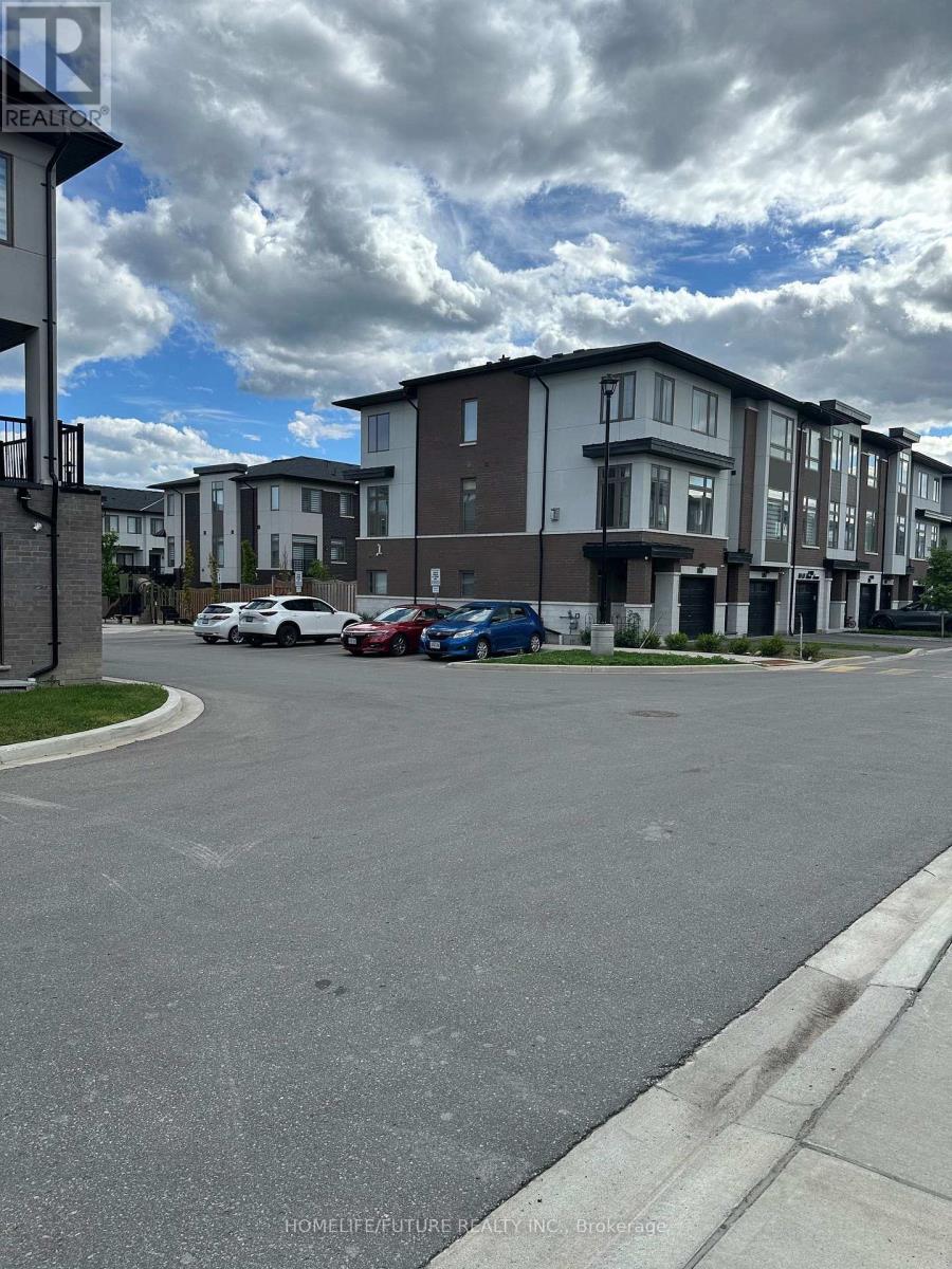 39- 250 Finch Avenue, Pickering, ON photo 35