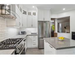 19 Ballymore Drive, Aurora, ON L4G7E6 Photo 14