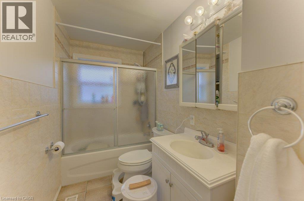 174 GLEN Road - 12